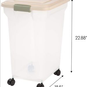 Iris Airtight Pet Food Storage Container